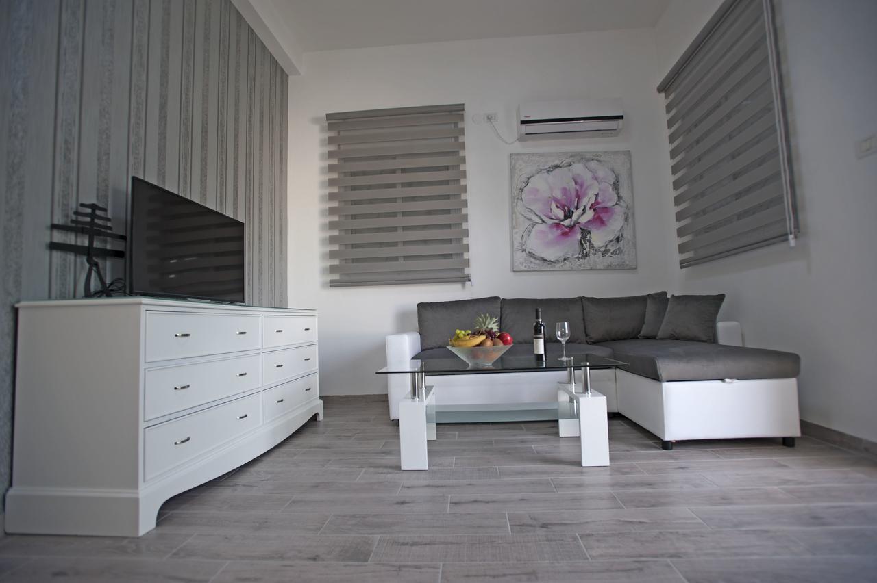 Rothschild 1929 Luxury Apartments Hotel Haifa Ngoại thất bức ảnh